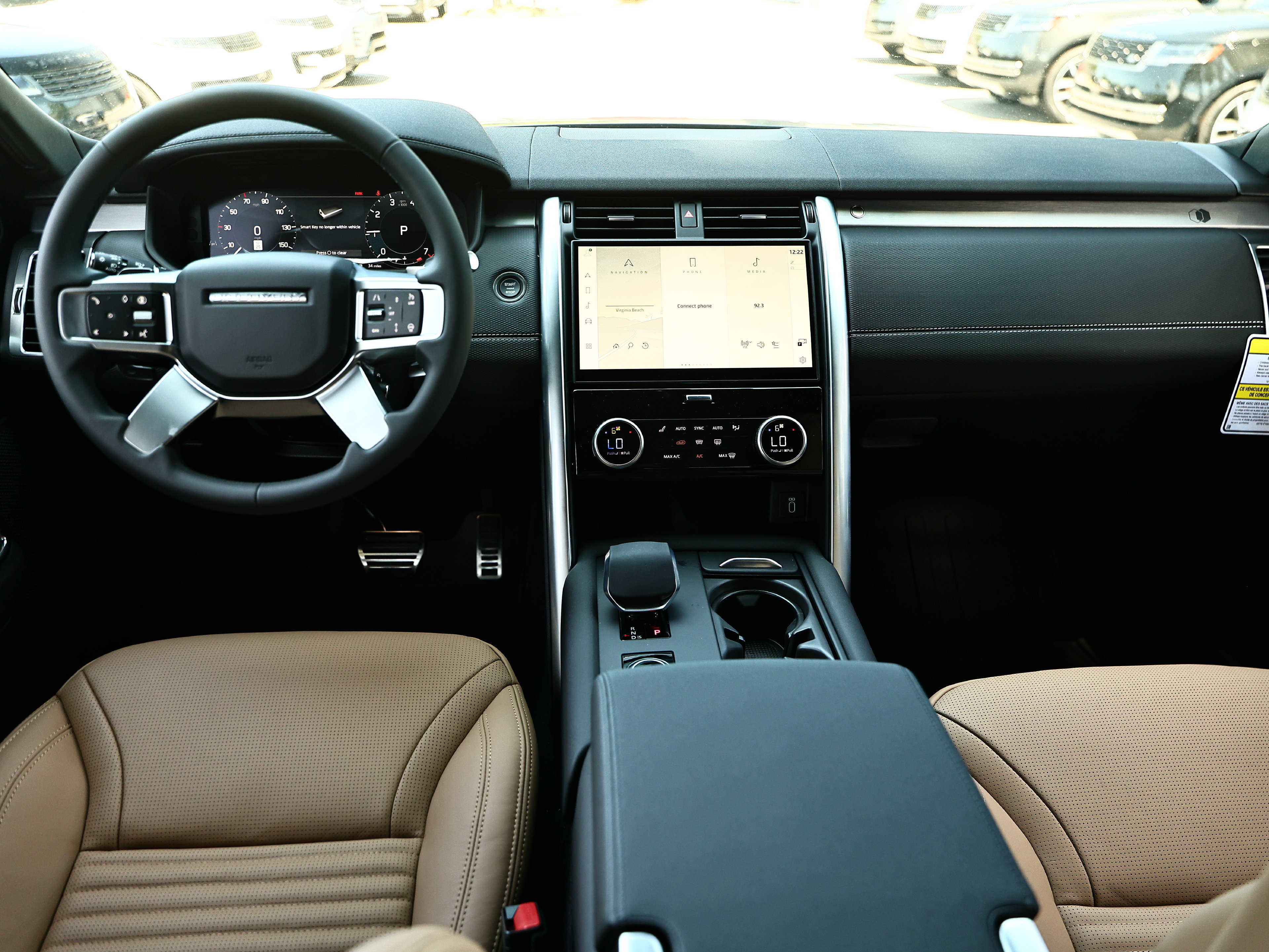 New 2026 Land Rover Discovery Limited Edition AWD/4WD image 33