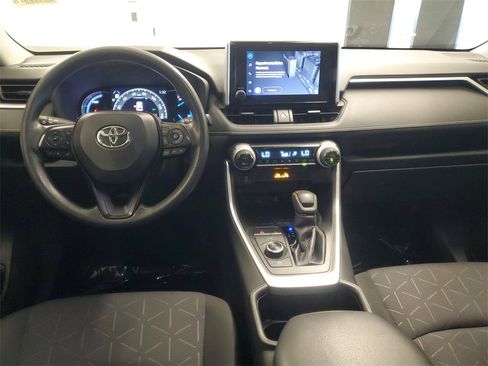 Used 2023 Toyota RAV4 XLE image 10