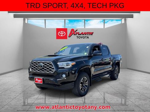 Used 2023 Toyota Tacoma TRD Sport w/ Advanced Technology Package AWD/4WD image 4