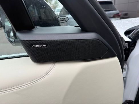 Certified 2023 Land Rover Range Rover SE image 17