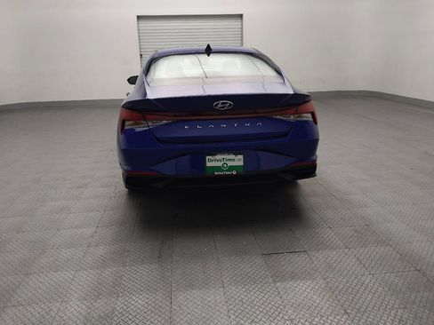 Used 2023 Hyundai Elantra SEL w/ Convenience Package FWD image 6