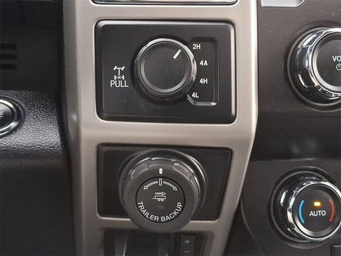 Used 2019 Ford F150 Lariat image 24