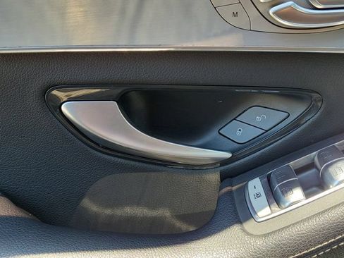 Used 2021 Mercedes-Benz C 300 Sedan image 26