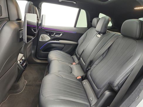 Used 2023 Mercedes-Benz EQS 580 4MATIC SUV image 23