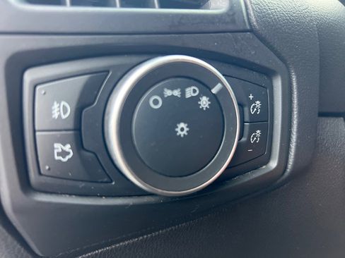 Used 2018 Ford Focus ST FWD image 25
