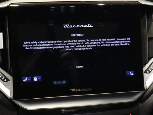 Used 2022 Maserati Ghibli Modena Q4 image 37