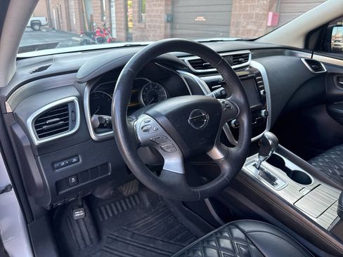 Used 2017 Nissan Murano SV AWD/4WD image 37