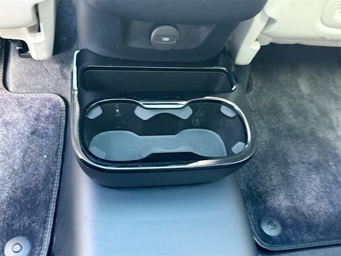 Used 2022 Volvo XC90 T6 Inscription w/ Lounge Package image 29