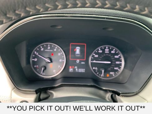 Used 2025 Subaru Outback Premium AWD/4WD image 14