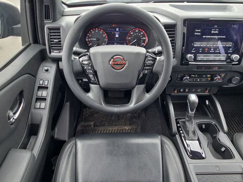 Used 2022 Nissan Frontier PRO-4X w/ Pro-4X Premium Package image 8