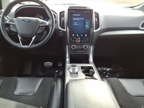 Used 2024 Ford Edge ST w/ Equipment Group 401A image 14