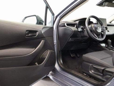 Used 2024 Toyota Corolla LE image 6