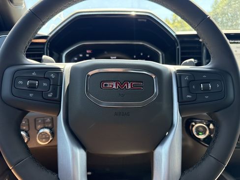 New 2026 GMC Sierra 1500 SLT w/ SLT Premium Plus Package AWD/4WD image 17