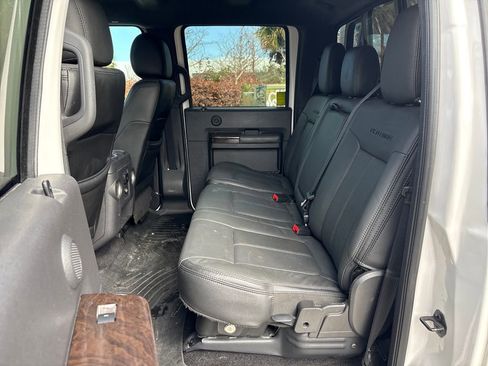 Used 2016 Ford F250 Platinum w/ FX4 Off-Road Package image 30