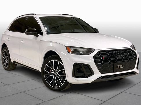 Used 2023 Audi SQ5 Premium Plus w/ Premium Plus Package image 3