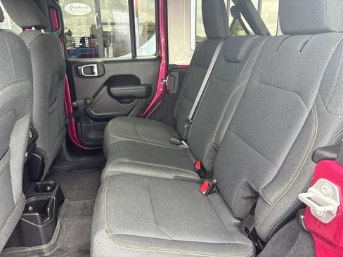 Used 2024 Jeep Wrangler Unlimited Sport AWD/4WD image 15