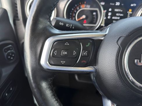 Used 2021 Jeep Wrangler Unlimited Sahara AWD/4WD image 6