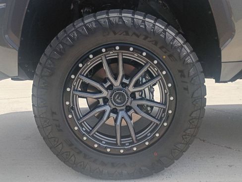 New 2026 Toyota Tundra Limited AWD/4WD image 26