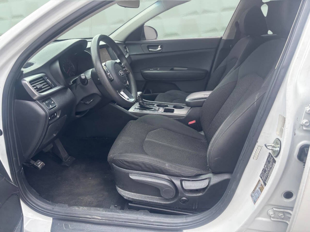 Used 2020 Kia Optima LX FWD image 10