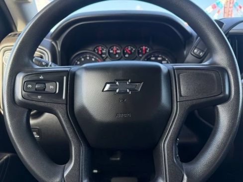 Used 2021 Chevrolet Silverado 1500 Custom Trail Boss AWD/4WD image 30