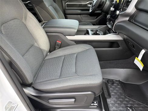 New 2026 RAM 1500 Big Horn AWD/4WD image 10