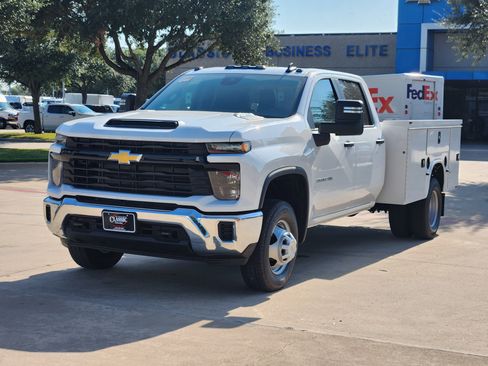 New 2025 Chevrolet Silverado 3500 W/T w/ WT Convenience Package image 11