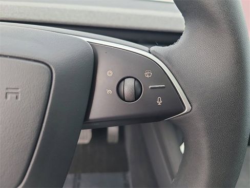 Used 2025 Tesla Model 3 Long Range image 27
