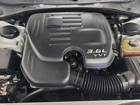 Used 2018 Dodge Charger SXT Plus w/ Quick Order Package 29J image 4