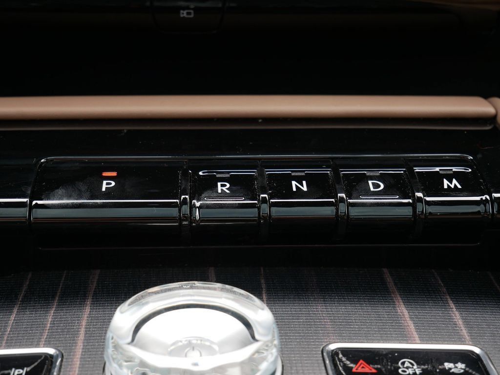 Used 2025 Lincoln Navigator Black Label AWD/4WD image 27