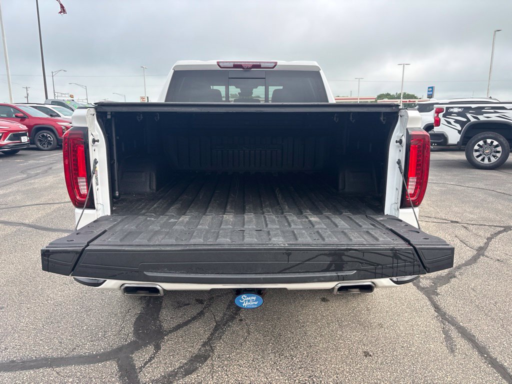 Used 2023 GMC Sierra 1500 Denali w/ Technology Package AWD/4WD image 6