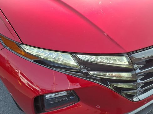 Certified 2023 Hyundai Tucson Limited AWD/4WD image 12