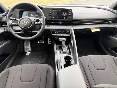 New 2026 Hyundai Elantra Sport image 22