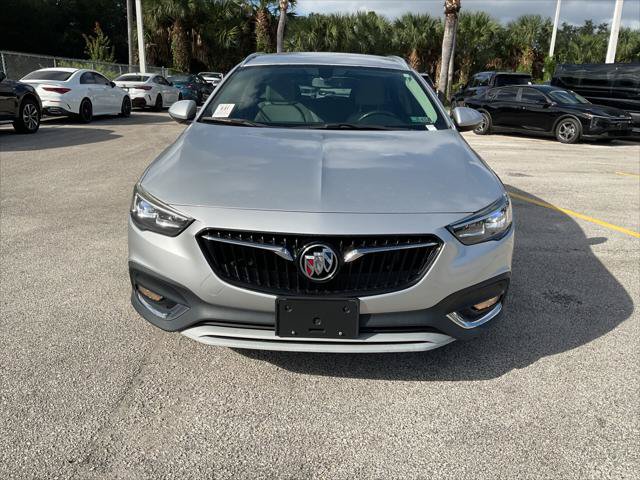 Used 2018 Buick Regal Preferred w/ Sights and Sounds Package AWD/4WD image 12