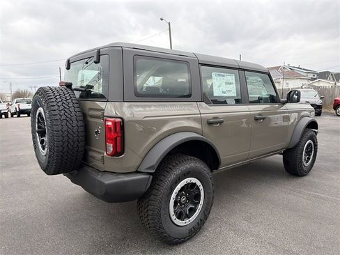 New 2025 Ford Bronco 4-Door w/ Sasquatch Package image 4