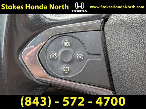 Used 2019 Chevrolet Traverse LT FWD image 32