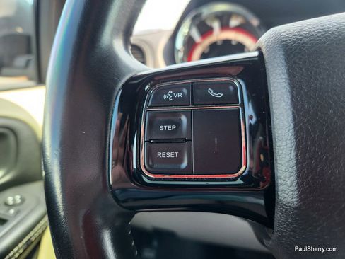 Used 2019 Dodge Grand Caravan SXT image 53