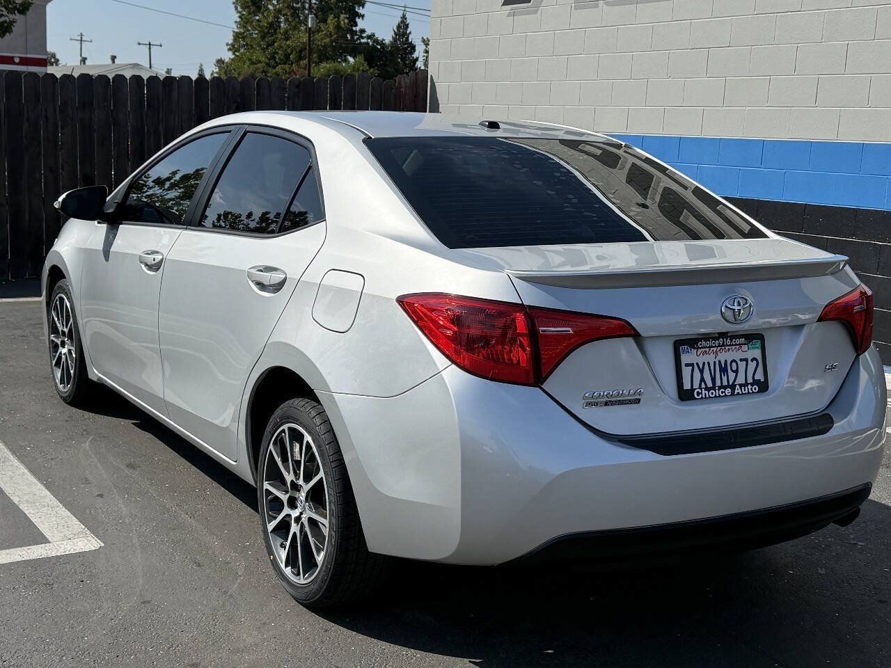 Used 2017 Toyota Corolla SE 50th Anniversary FWD image 4