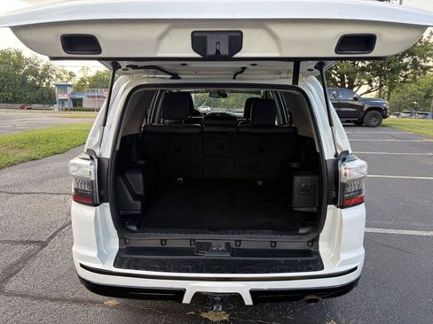 Used 2019 Toyota 4Runner Limited RWD image 19