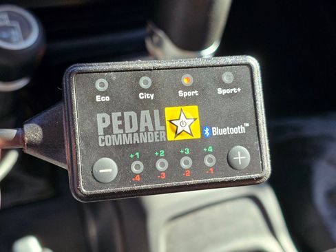 Used 2021 Jeep Wrangler Sport S image 25