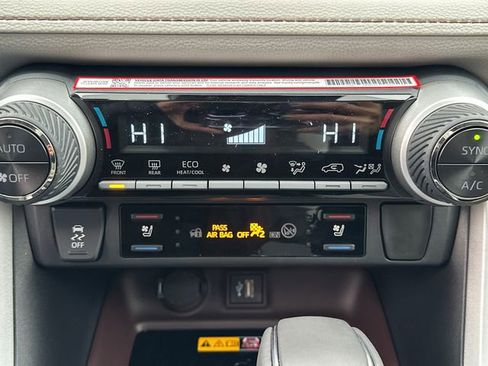 New 2025 Toyota RAV4 Limited image 31