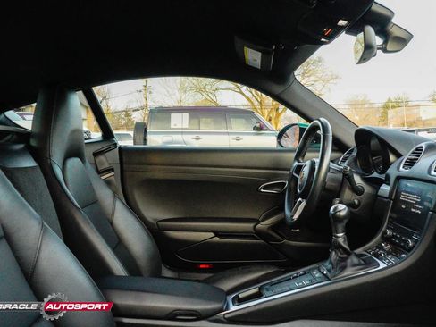 Used 2018 Porsche 718 Cayman image 28