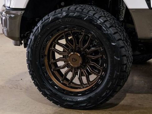 Used 2026 Ford F250 King Ranch w/ FX4 Off-Road Package image 5