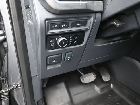 Used 2023 Ford F150 Lariat AWD/4WD image 13