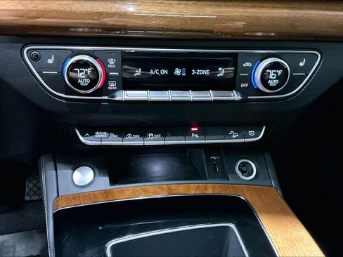Certified 2023 Audi Q5 2.0T Premium Plus w/ Premium Plus Package AWD/4WD image 33