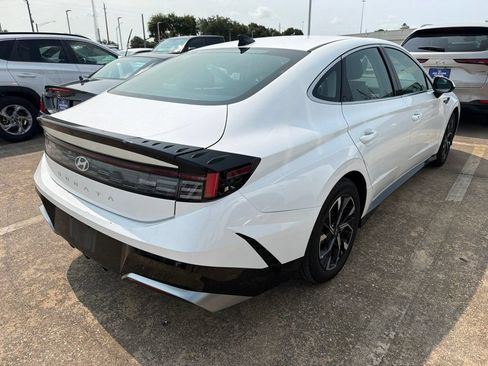 Used 2024 Hyundai Sonata SEL FWD image 5