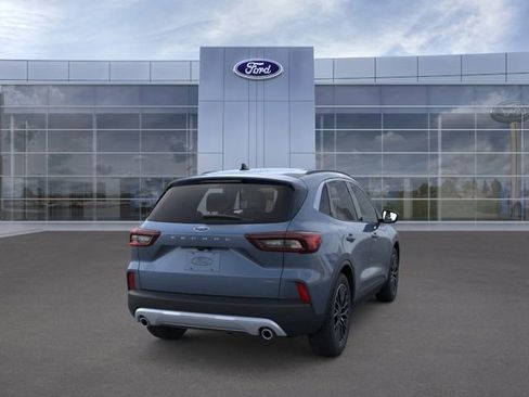 New 2024 Ford Escape SE FWD image 8
