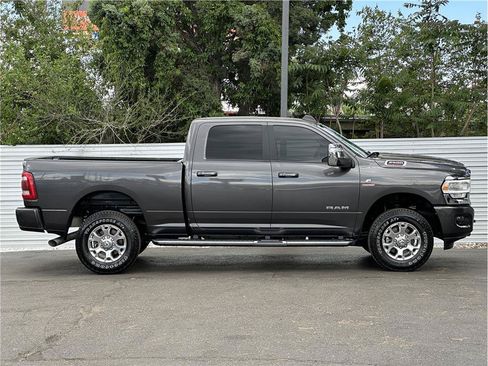 Used 2024 RAM 2500 Laramie w/ Safety Group AWD/4WD image 9
