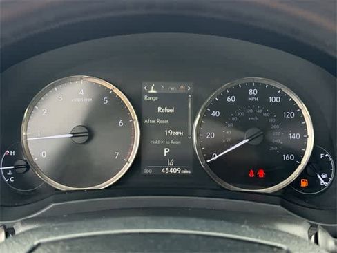 Used 2018 Lexus IS 300 image 40