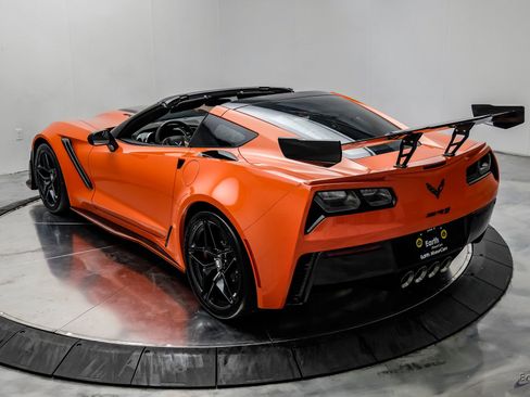Used 2019 Chevrolet Corvette ZR1 RWD image 15