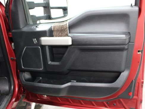 Used 2019 Ford F350 Lariat w/ Lariat Value Package AWD/4WD image 25